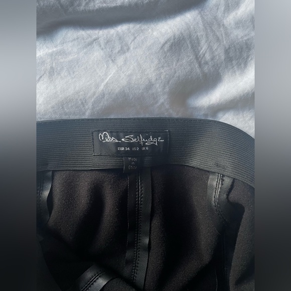 Faux leather black pants - Picture 2 of 4